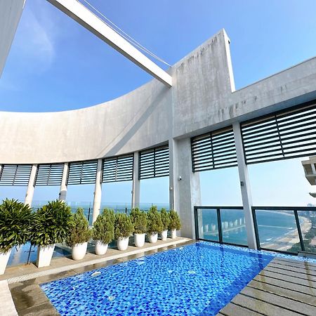 Luxury Apt Opposite Mykhe Beach ダナン市 エクステリア 写真