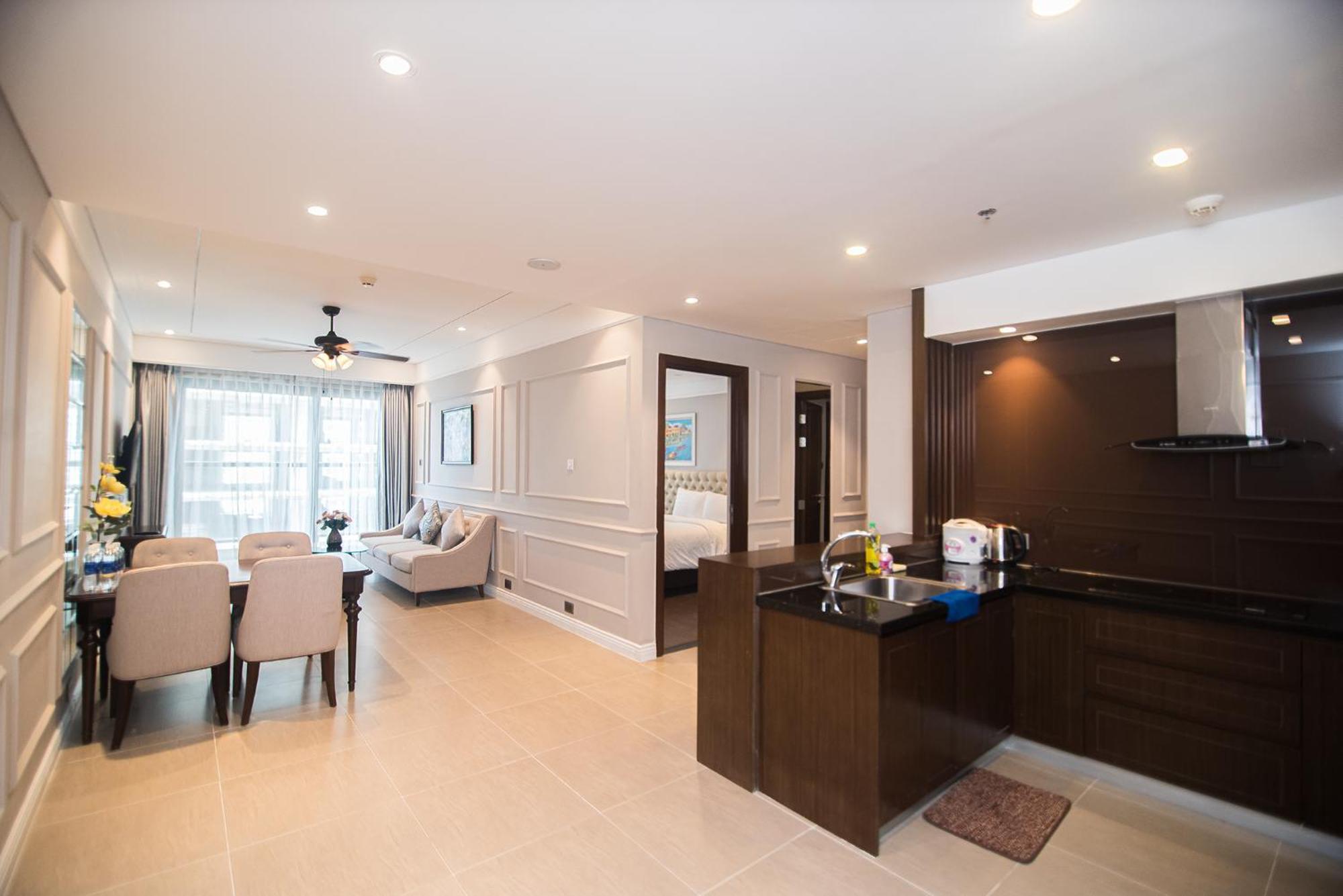 Luxury Apt Opposite Mykhe Beach ダナン市 エクステリア 写真
